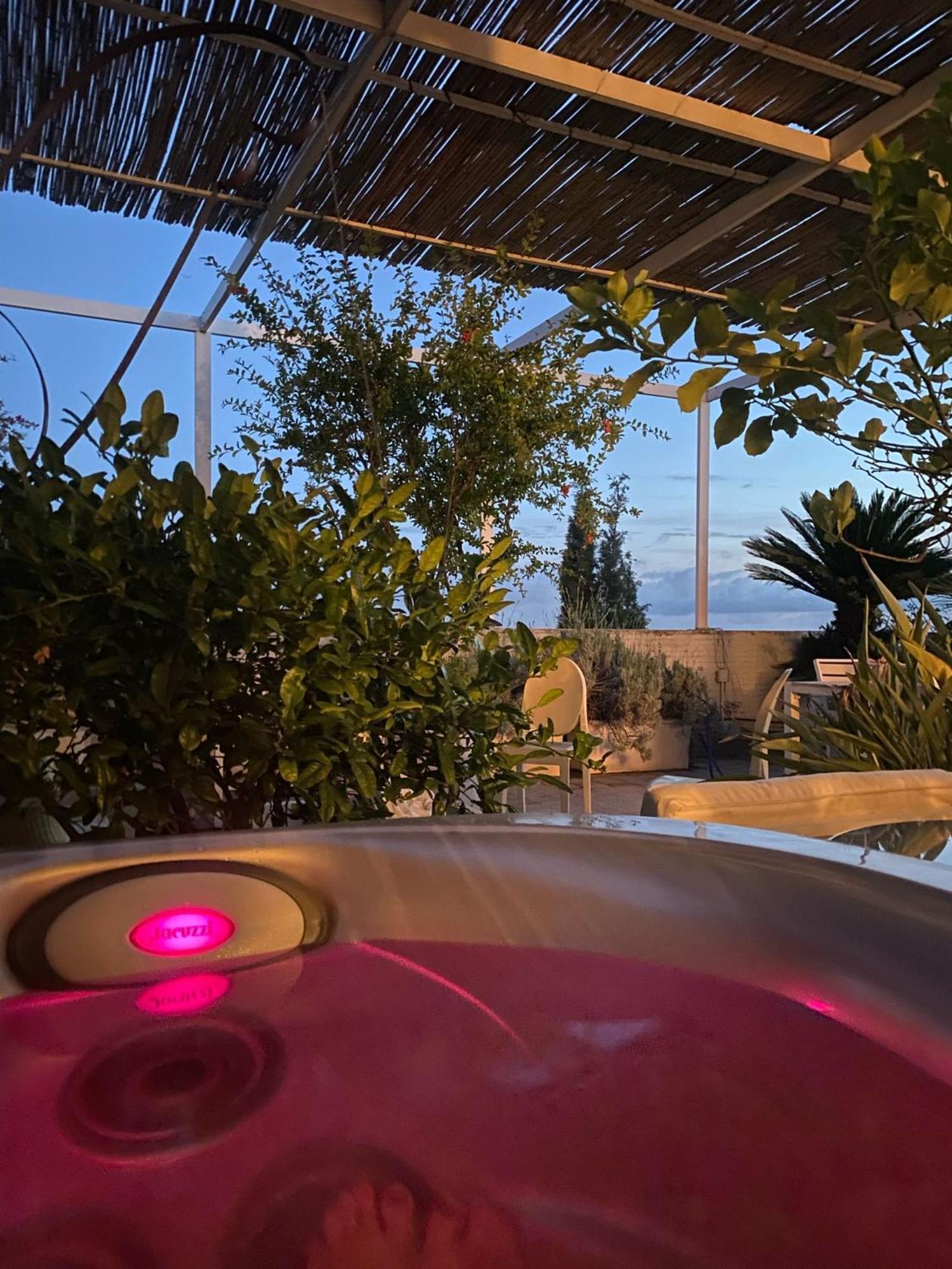 Apartamento Skyline Penthouse With Jacuzzi *